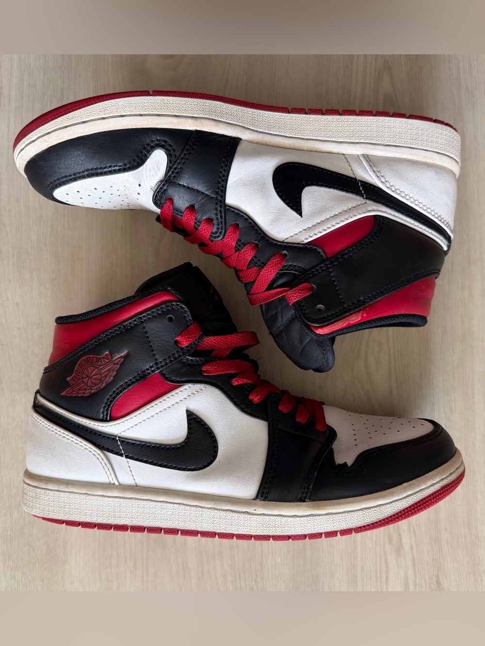 Jordan Air Jordan 1 Mid Gym Red Black Toe White Red Black DQ8426-106 Sz 7.5